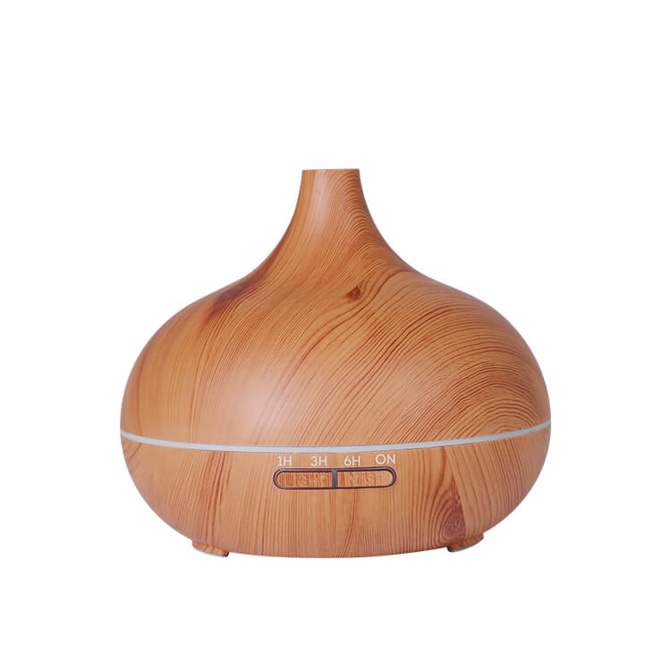 Essential Oil Aromatherapy Diffuser – Light Wood