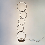 Minimalist Circular Floor Lamp – view 8