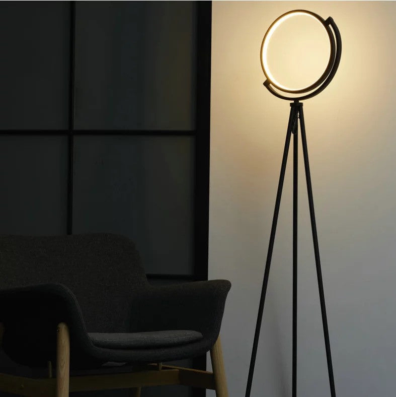 Halo Light Floor Lamp – view 3
